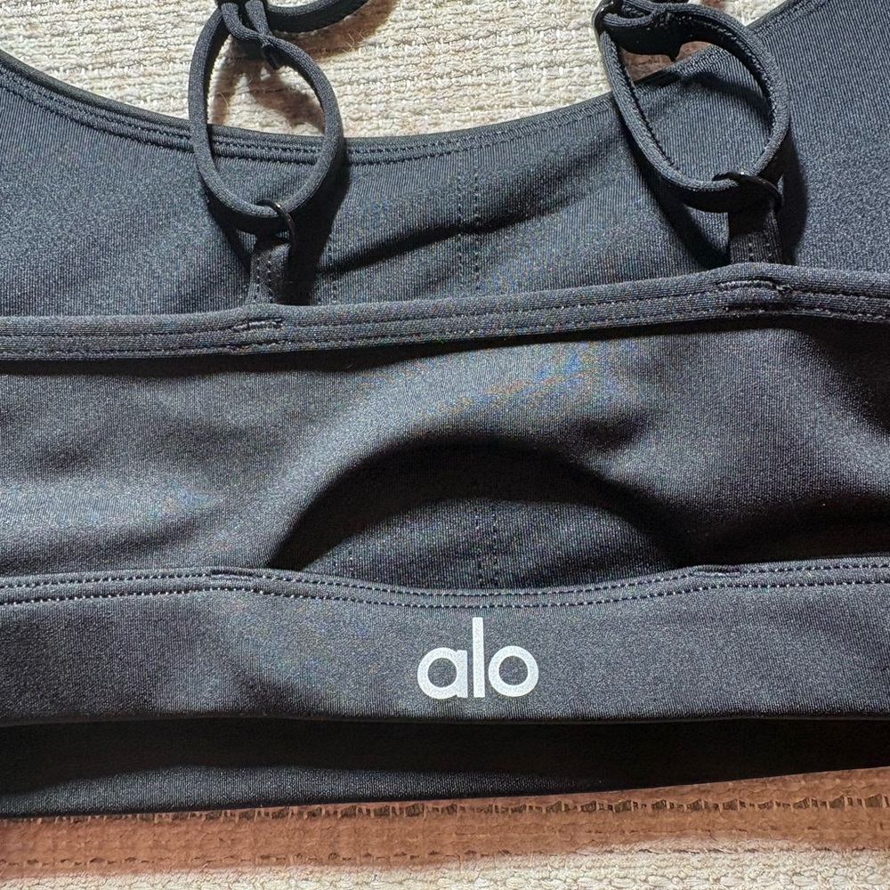 ALO Yoga Black Sports Bra - Picture 3 of 4
